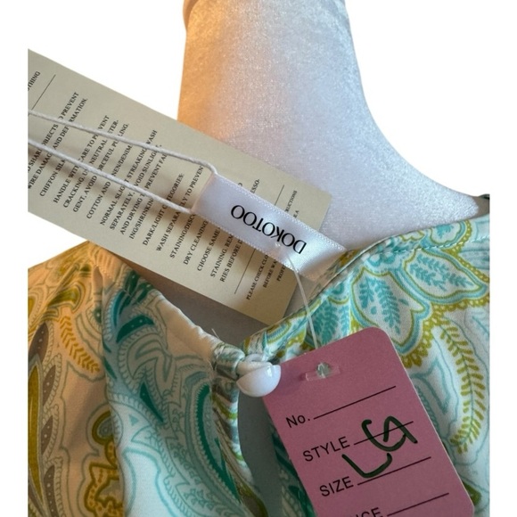 Dokotoo Boho Paisley Print Blouse Size L NWT Flutter Sleeve Tunic Top - Picture 7 of 7